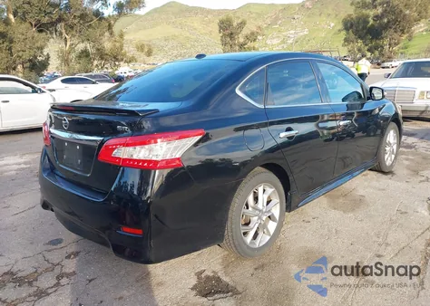 2015 Nissan Sentra Sr z USA, uszkodzony, nr VIN 3N1AB7AP3FY260073